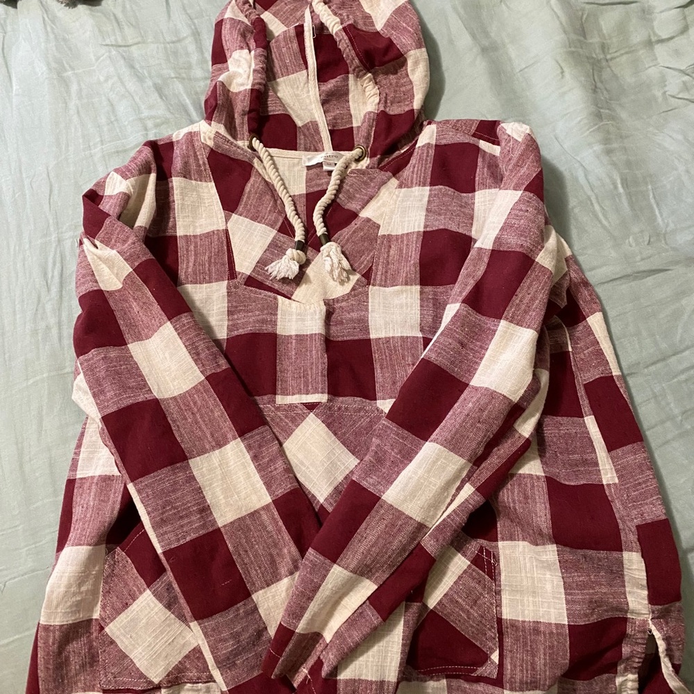 Plaid pull over